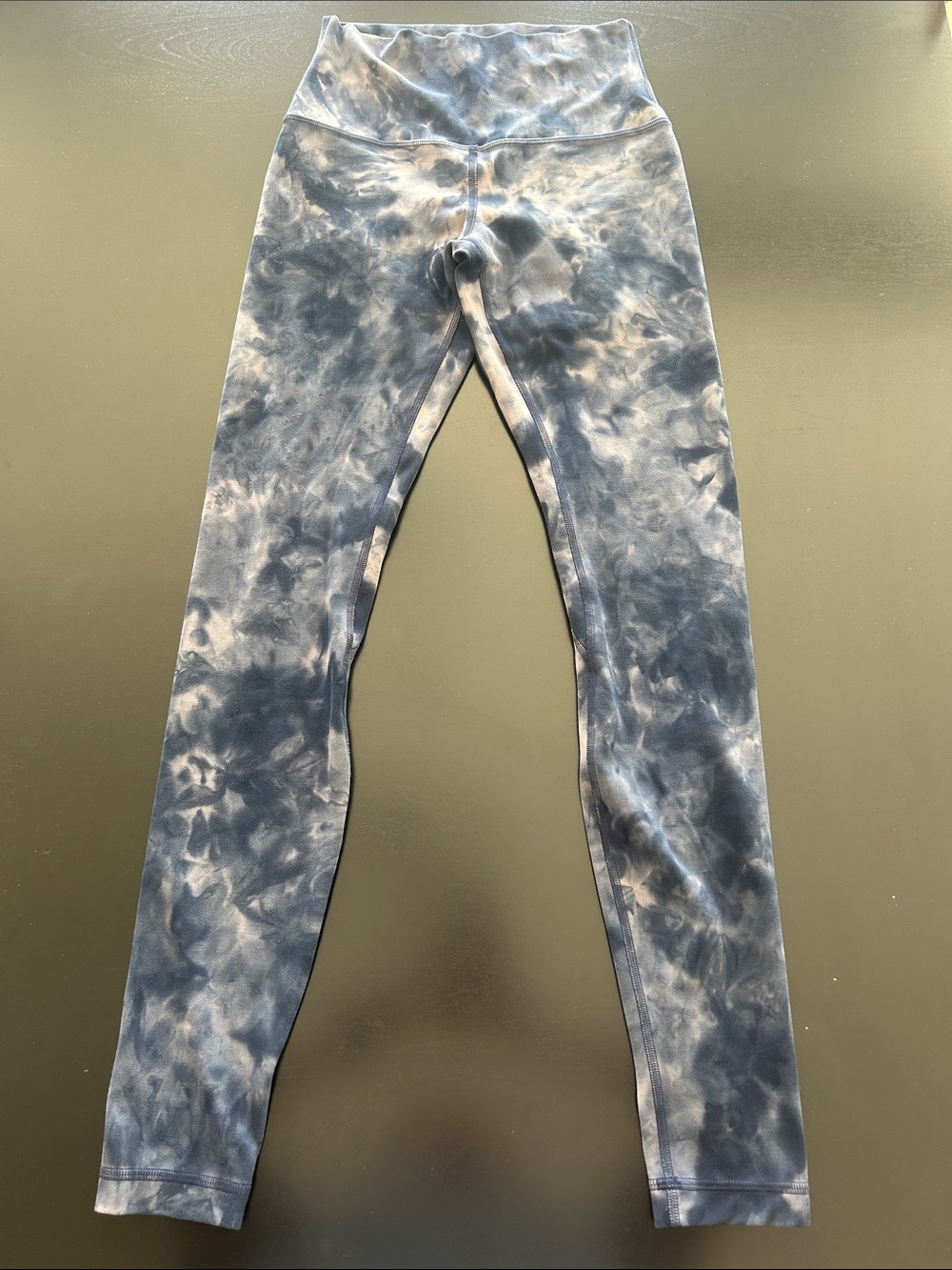 lululemon Blue Tie-Dye Leggings